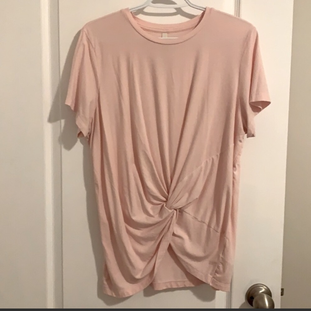 Pink knot front Babaton T-shirt